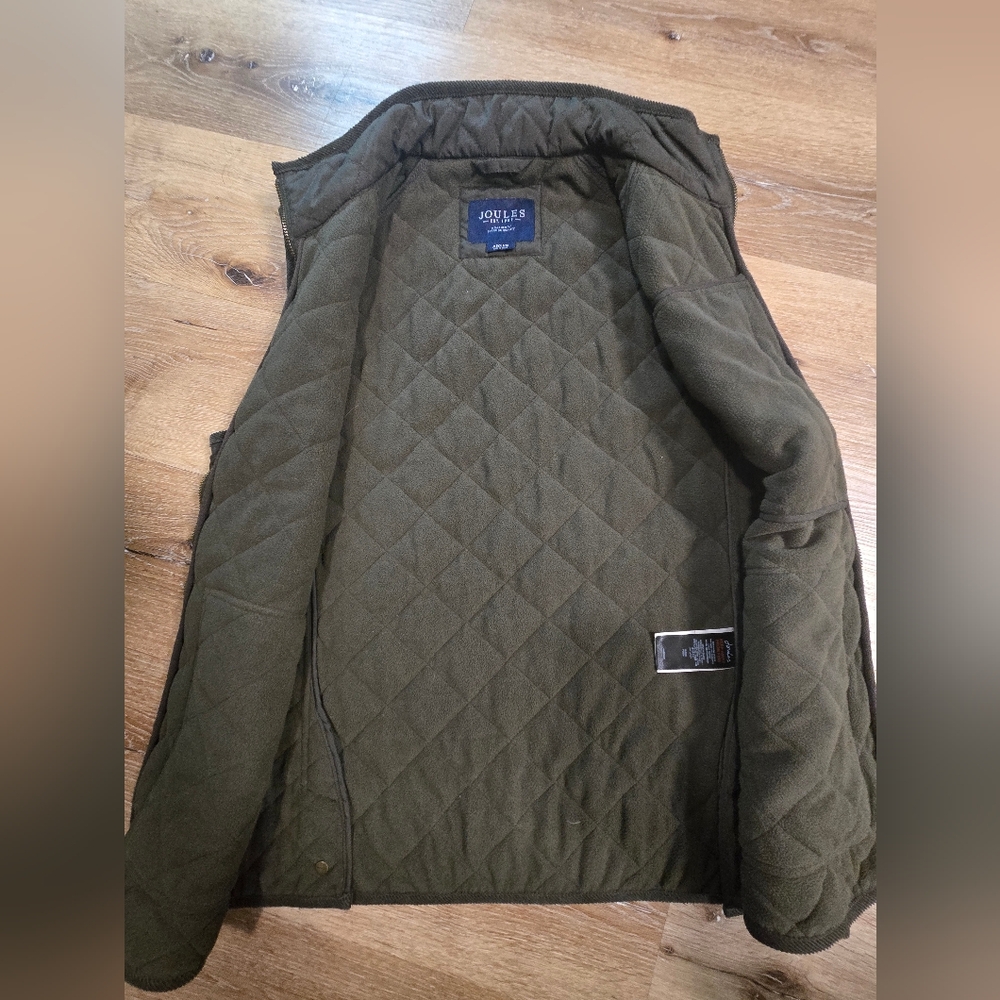 Joules Olive Quilted Sleeveless Vest - Picture 7 of 9